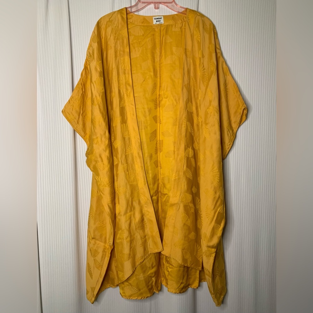 Aritzia Sunday Best Golden Yellow Kimono with Fan Print Open Front Oversized